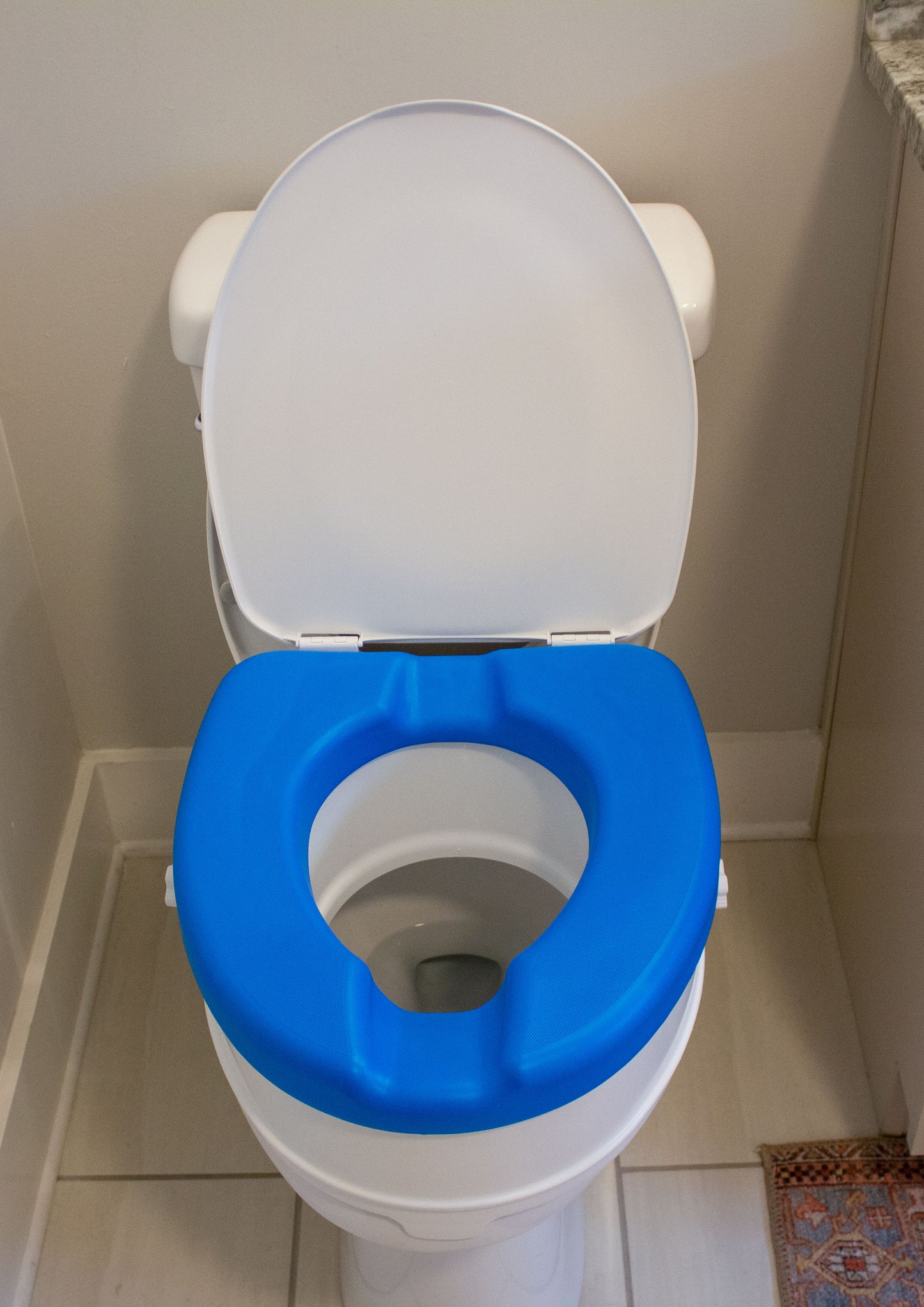 Deluxe, Padded Soft-TOP™ 4" Raised Toilet Seat